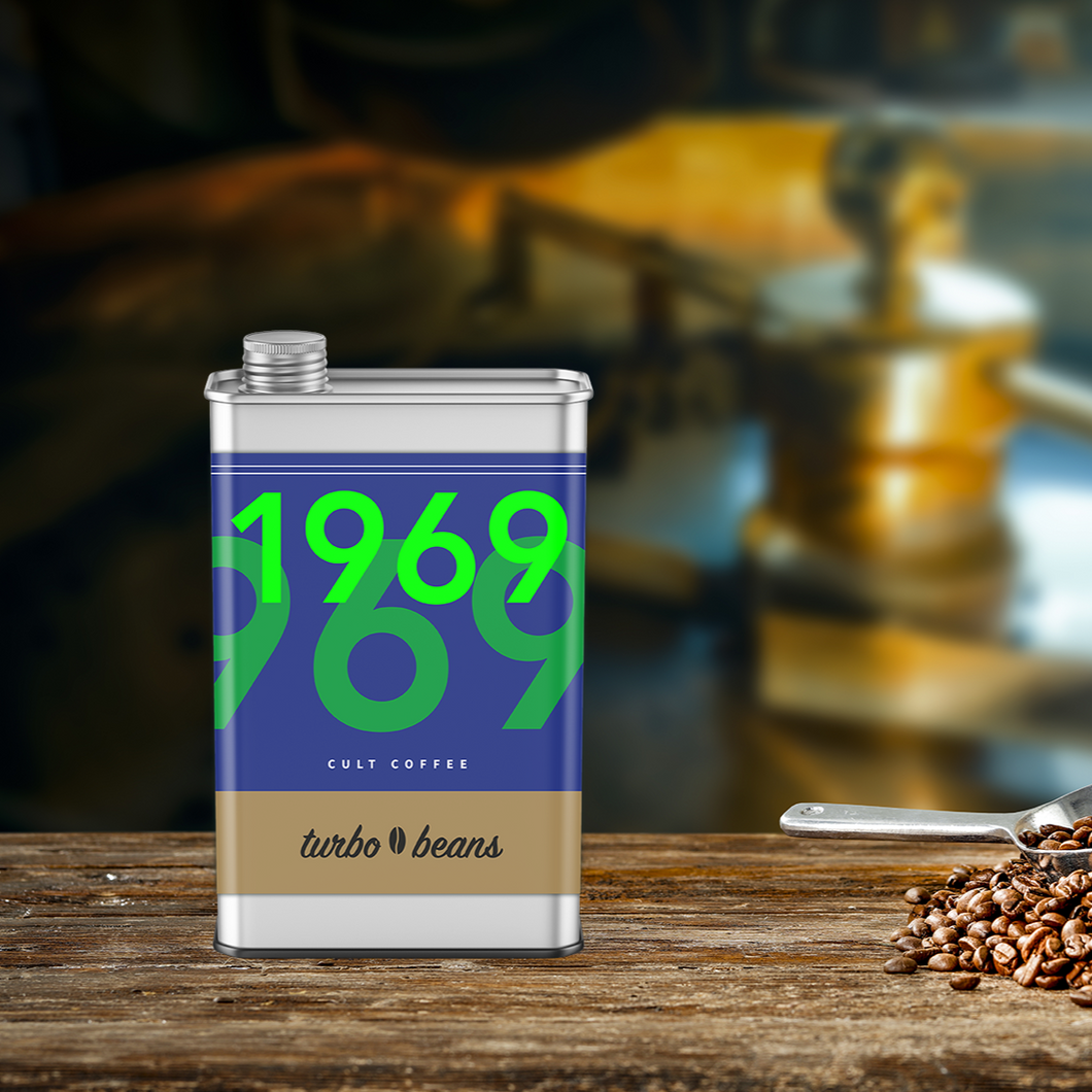 Turbo Beans · Cult Coffee mit Geburtsjahr